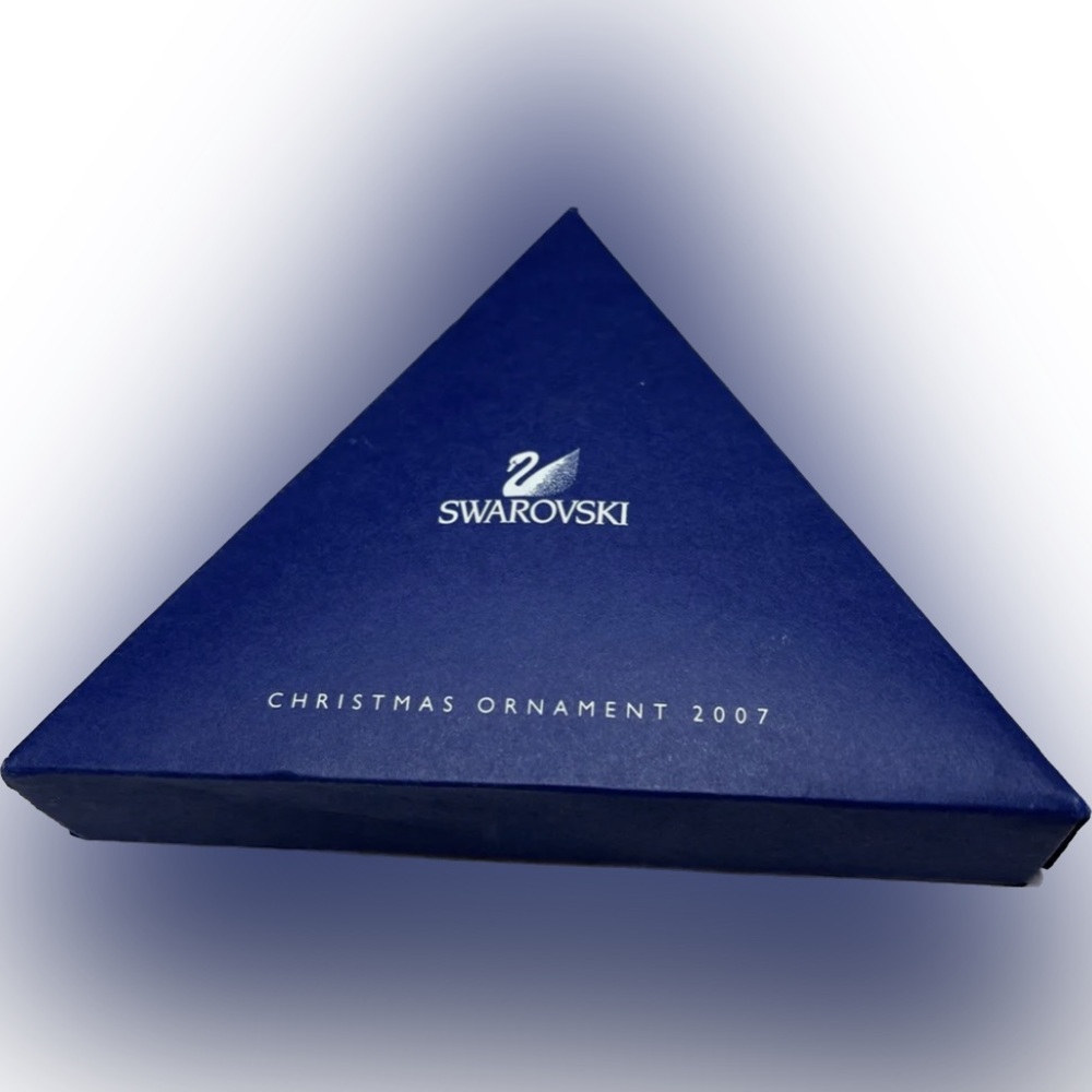 Swarovski 2007 Annual Edition Crystal Snowflake Ornament - Picture 5 of 6